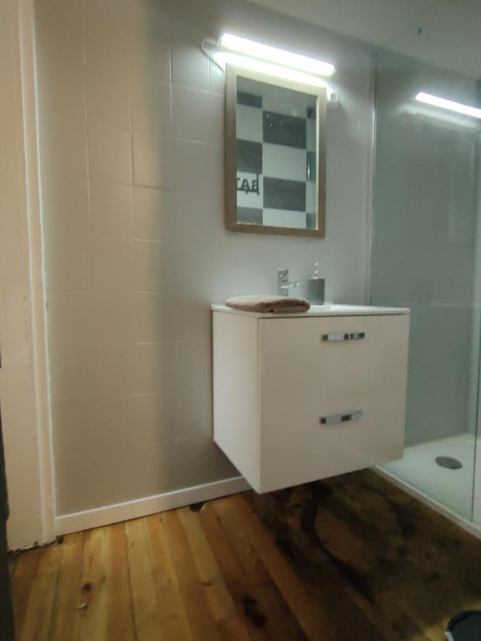 Relais De La Tour Apartment Callac ภายนอก รูปภาพ