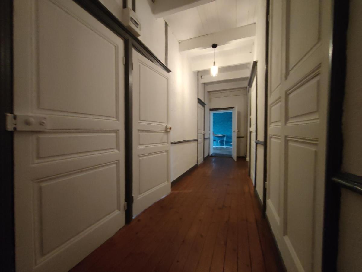 Relais De La Tour Apartment Callac ภายนอก รูปภาพ