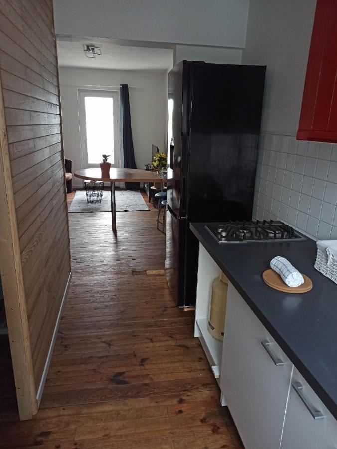 Relais De La Tour Apartment Callac ภายนอก รูปภาพ