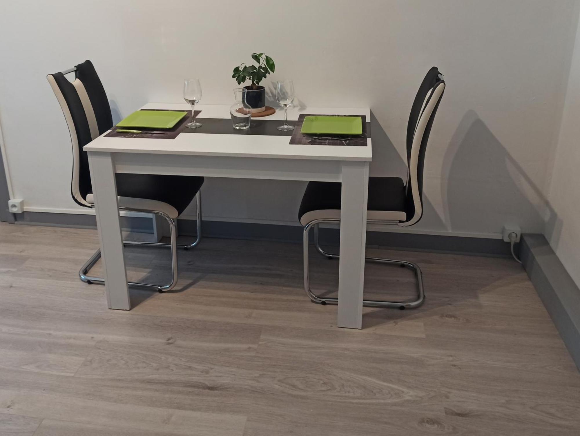 Relais De La Tour Apartment Callac ภายนอก รูปภาพ