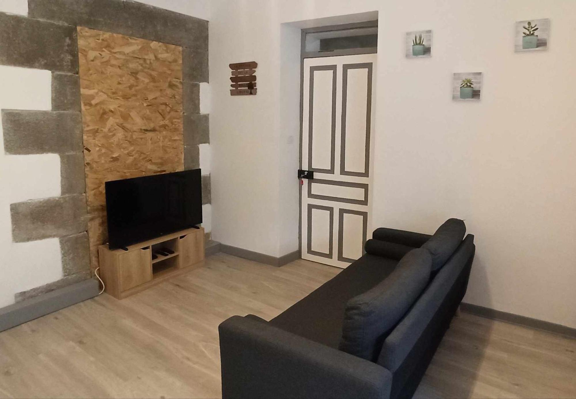 Relais De La Tour Apartment Callac ภายนอก รูปภาพ